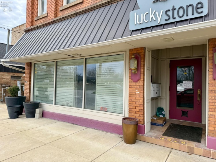 607 Main Street, Huron, 44839, ,Commercial For Lease,For Lease,Main,20260897