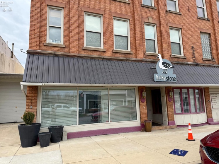 607 Main Street, Huron, 44839, ,Commercial For Lease,For Lease,Main,20260897