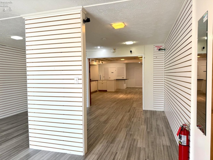 607 Main Street, Huron, 44839, ,Commercial For Lease,For Lease,Main,20260897