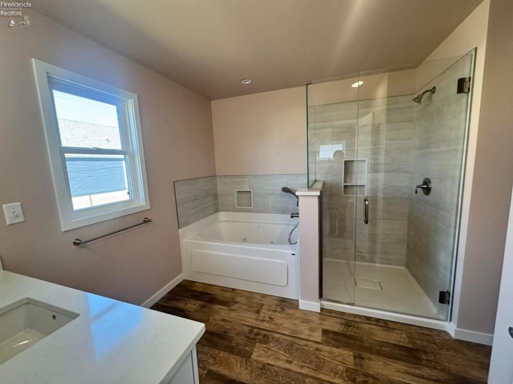 111 Tuscarawas Trail, Sandusky, 44870, 2 Bedrooms Bedrooms, ,1 BathroomBathrooms,Residential,For Sale,Tuscarawas,20260921