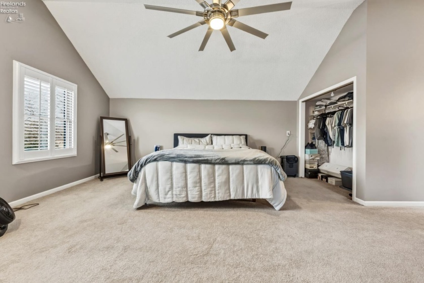 70 Harbors End Drive, Port Clinton, 43452, 2 Bedrooms Bedrooms, ,2 BathroomsBathrooms,Residential,For Sale,Harbors End,20260909