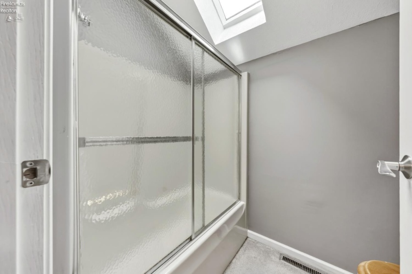 70 Harbors End Drive, Port Clinton, 43452, 2 Bedrooms Bedrooms, ,2 BathroomsBathrooms,Residential,For Sale,Harbors End,20260909