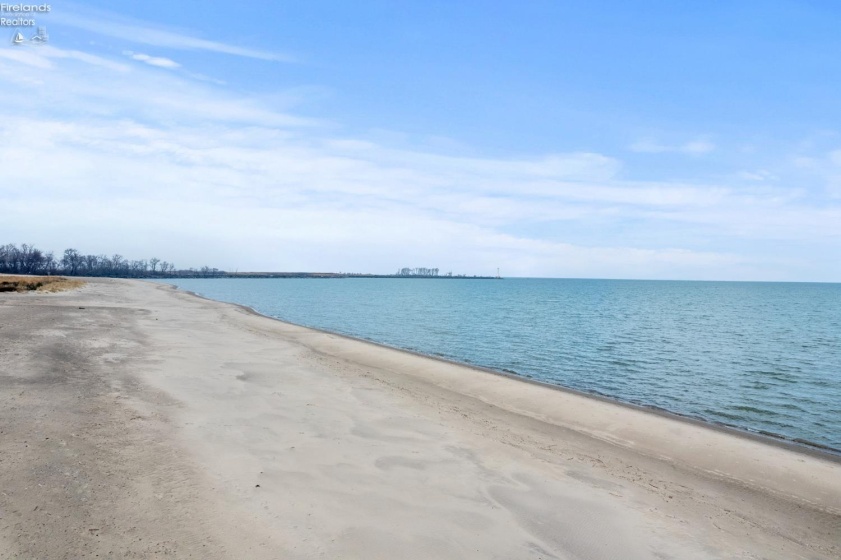 603 Ottawa Drive, Huron, 44839, 2 Bedrooms Bedrooms, ,1 BathroomBathrooms,Residential,For Sale,Ottawa,20260867