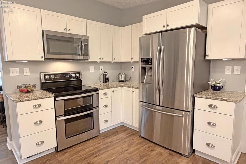 110 Pickerel, Kelleys Island, 43438, 3 Bedrooms Bedrooms, ,2 BathroomsBathrooms,Residential,For Sale,Pickerel,20260930