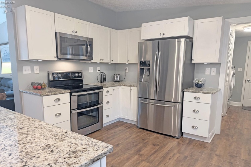 110 Pickerel, Kelleys Island, 43438, 3 Bedrooms Bedrooms, ,2 BathroomsBathrooms,Residential,For Sale,Pickerel,20260930