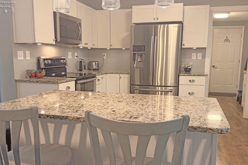 110 Pickerel, Kelleys Island, 43438, 3 Bedrooms Bedrooms, ,2 BathroomsBathrooms,Residential,For Sale,Pickerel,20260930