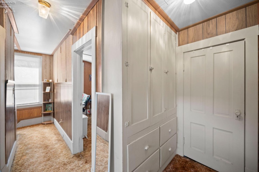 16821 Chatfield Avenue, Cleveland, 44111, 3 Bedrooms Bedrooms, ,2 BathroomsBathrooms,Residential,For Sale,Chatfield,20260744