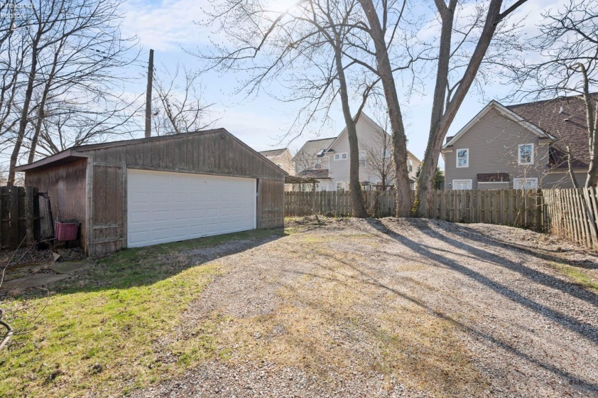 16821 Chatfield Avenue, Cleveland, 44111, 3 Bedrooms Bedrooms, ,2 BathroomsBathrooms,Residential,For Sale,Chatfield,20260744