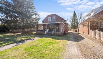 16821 Chatfield Avenue, Cleveland, 44111, 3 Bedrooms Bedrooms, ,2 BathroomsBathrooms,Residential,For Sale,Chatfield,20260744 16821 Chatfield Avenue, Cleveland, 44111, 3 Bedrooms Bedrooms, ,2 BathroomsBathrooms,Residential,For Sale,Chatfield,20260744