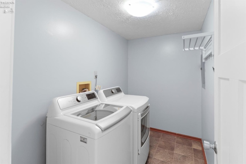 13822 Portage River South Road, Oak Harbor, 43449, 4 Bedrooms Bedrooms, ,2 BathroomsBathrooms,Residential,For Sale,Portage River South,20260770