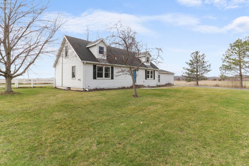 13822 Portage River South Road, Oak Harbor, 43449, 4 Bedrooms Bedrooms, ,2 BathroomsBathrooms,Residential,For Sale,Portage River South,20260770