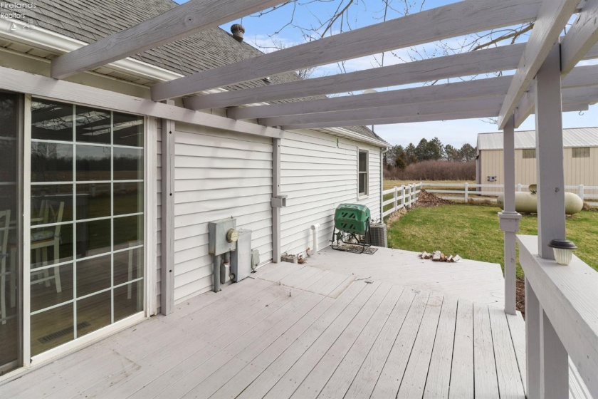 13822 Portage River South Road, Oak Harbor, 43449, 4 Bedrooms Bedrooms, ,2 BathroomsBathrooms,Residential,For Sale,Portage River South,20260770