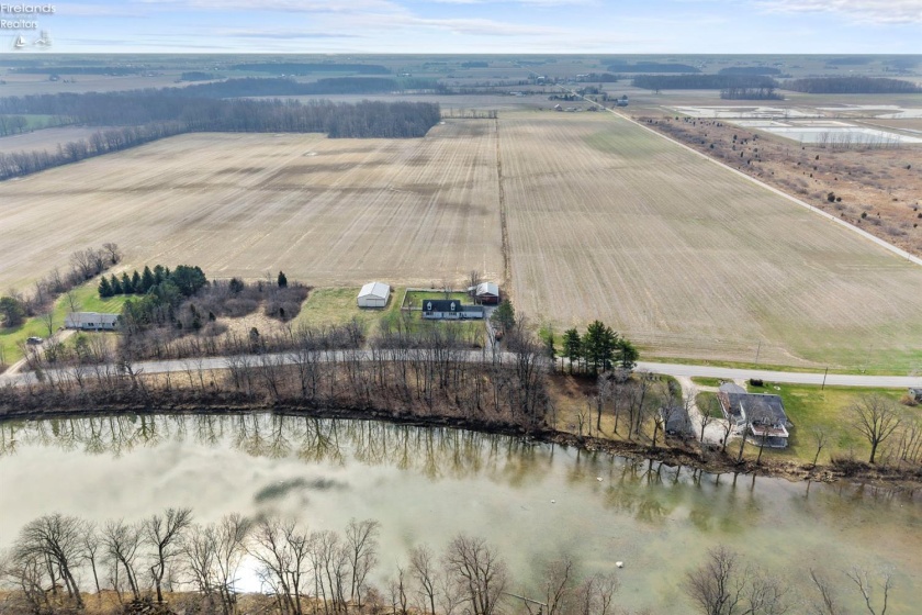 13822 Portage River South Road, Oak Harbor, 43449, 4 Bedrooms Bedrooms, ,2 BathroomsBathrooms,Residential,For Sale,Portage River South,20260770