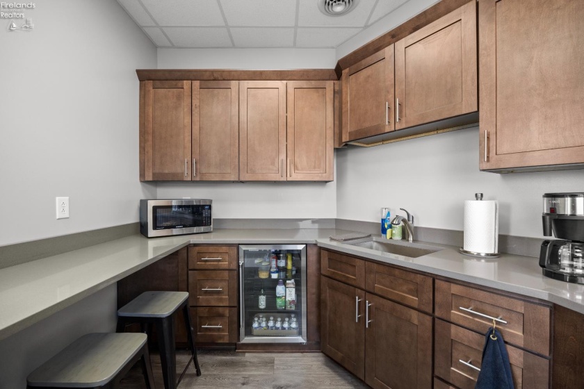 1033 Cleveland Road, Sandusky, 44870, ,Commercial,For Sale,Cleveland,20260926