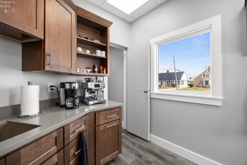 1033 Cleveland Road, Sandusky, 44870, ,Commercial,For Sale,Cleveland,20260926