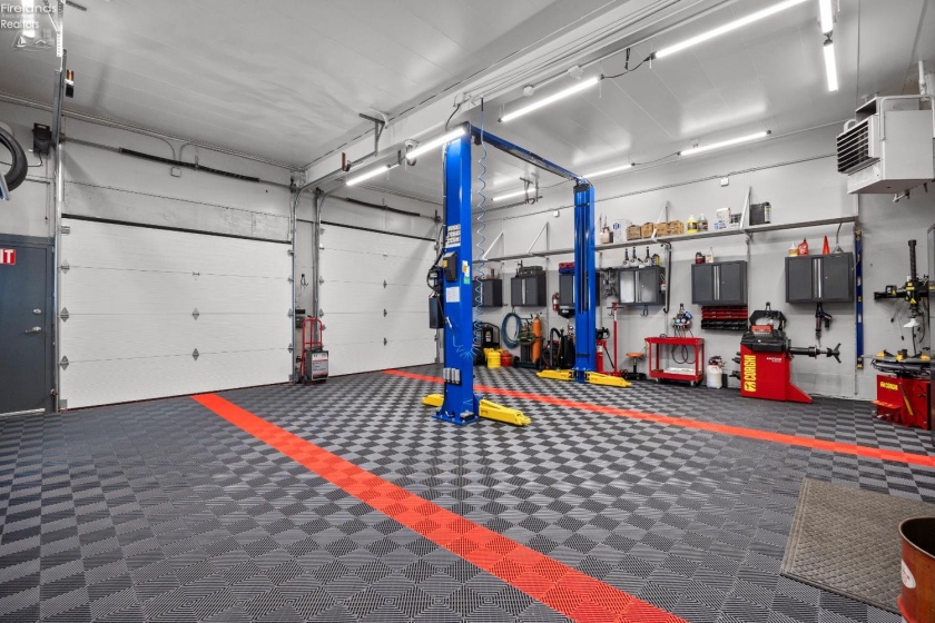 1033 Cleveland Road, Sandusky, 44870, ,Commercial,For Sale,Cleveland,20260926