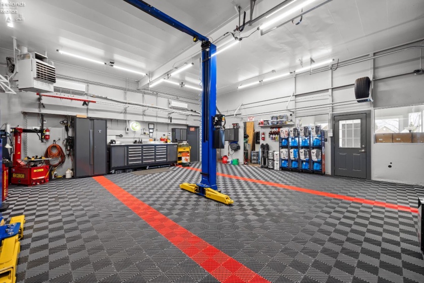 1033 Cleveland Road, Sandusky, 44870, ,Commercial,For Sale,Cleveland,20260926