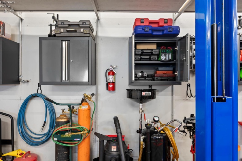 1033 Cleveland Road, Sandusky, 44870, ,Commercial,For Sale,Cleveland,20260926