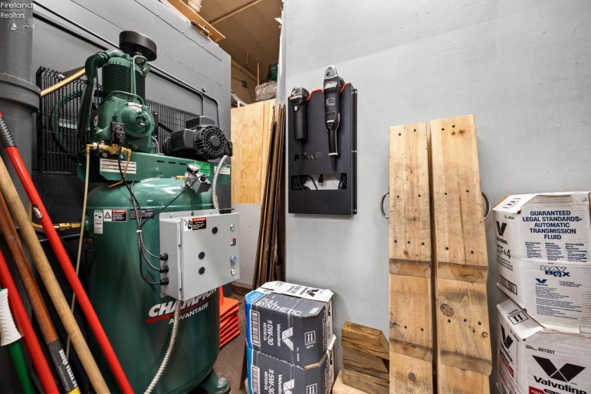 1033 Cleveland Road, Sandusky, 44870, ,Commercial,For Sale,Cleveland,20260926