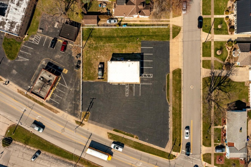 1033 Cleveland Road, Sandusky, 44870, ,Commercial,For Sale,Cleveland,20260926
