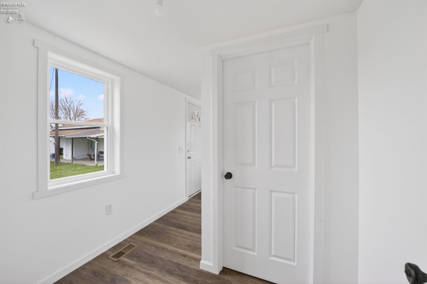 260 6th, Fostoria, 44830, 4 Bedrooms Bedrooms, ,2 BathroomsBathrooms,Residential,For Sale,6th,20260802