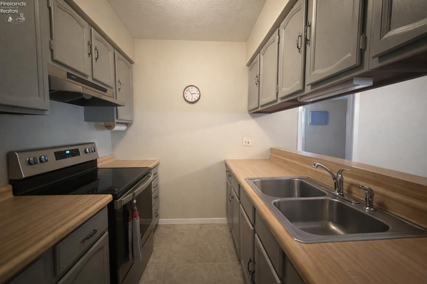 418 Brinker Street, Bellevue, 44811, 2 Bedrooms Bedrooms, ,2 BathroomsBathrooms,Residential,For Sale,Brinker,20260929