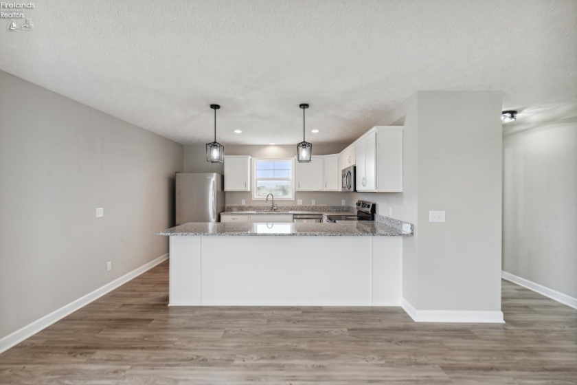 2782 Waterside Court, Marblehead, 43440, 3 Bedrooms Bedrooms, ,4 BathroomsBathrooms,Residential,For Sale,Waterside,20260936