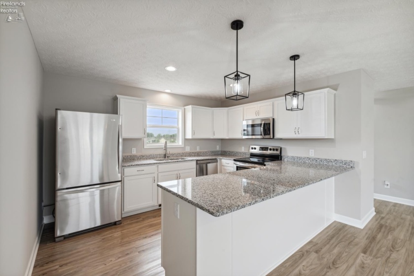 2782 Waterside Court, Marblehead, 43440, 3 Bedrooms Bedrooms, ,4 BathroomsBathrooms,Residential,For Sale,Waterside,20260936