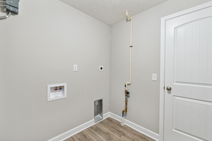 2782 Waterside Court, Marblehead, 43440, 3 Bedrooms Bedrooms, ,4 BathroomsBathrooms,Residential,For Sale,Waterside,20260936