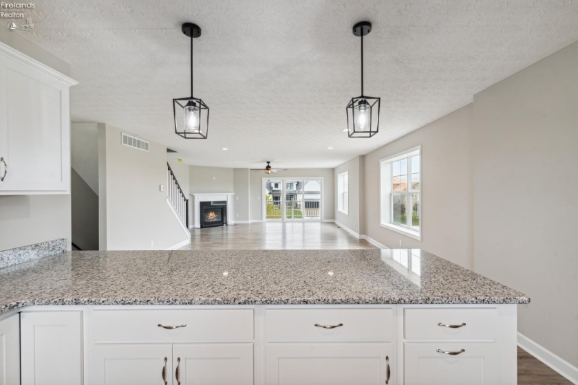 2782 Waterside Court, Marblehead, 43440, 3 Bedrooms Bedrooms, ,4 BathroomsBathrooms,Residential,For Sale,Waterside,20260936