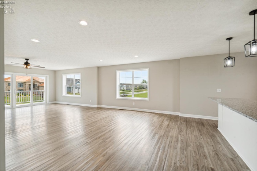 2782 Waterside Court, Marblehead, 43440, 3 Bedrooms Bedrooms, ,4 BathroomsBathrooms,Residential,For Sale,Waterside,20260936