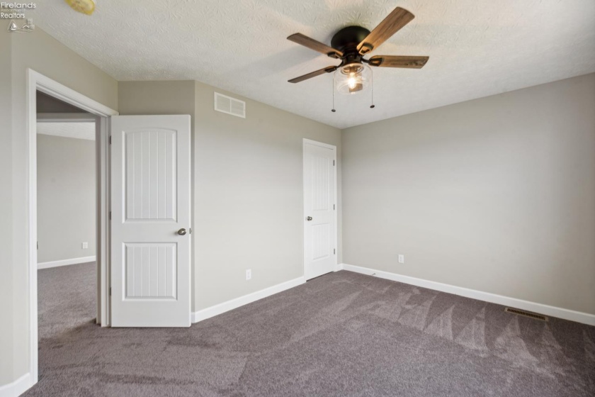 2782 Waterside Court, Marblehead, 43440, 3 Bedrooms Bedrooms, ,4 BathroomsBathrooms,Residential,For Sale,Waterside,20260936