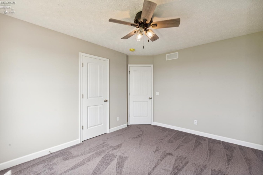 2782 Waterside Court, Marblehead, 43440, 3 Bedrooms Bedrooms, ,4 BathroomsBathrooms,Residential,For Sale,Waterside,20260936