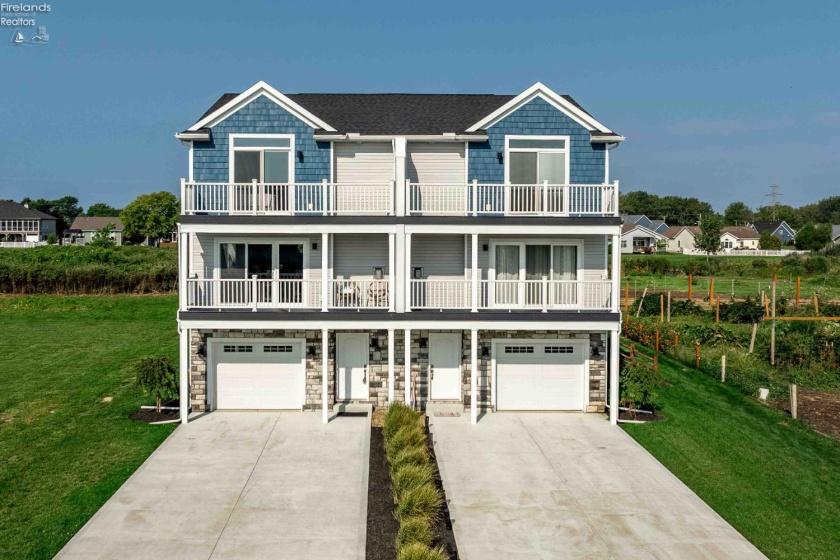 2782 Waterside Court, Marblehead, 43440, 3 Bedrooms Bedrooms, ,4 BathroomsBathrooms,Residential,For Sale,Waterside,20260936