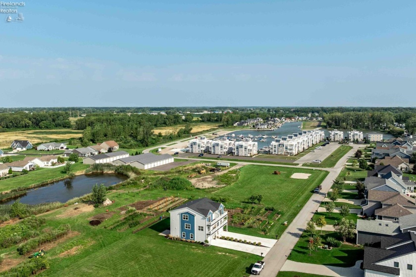 2782 Waterside Court, Marblehead, 43440, 3 Bedrooms Bedrooms, ,4 BathroomsBathrooms,Residential,For Sale,Waterside,20260936