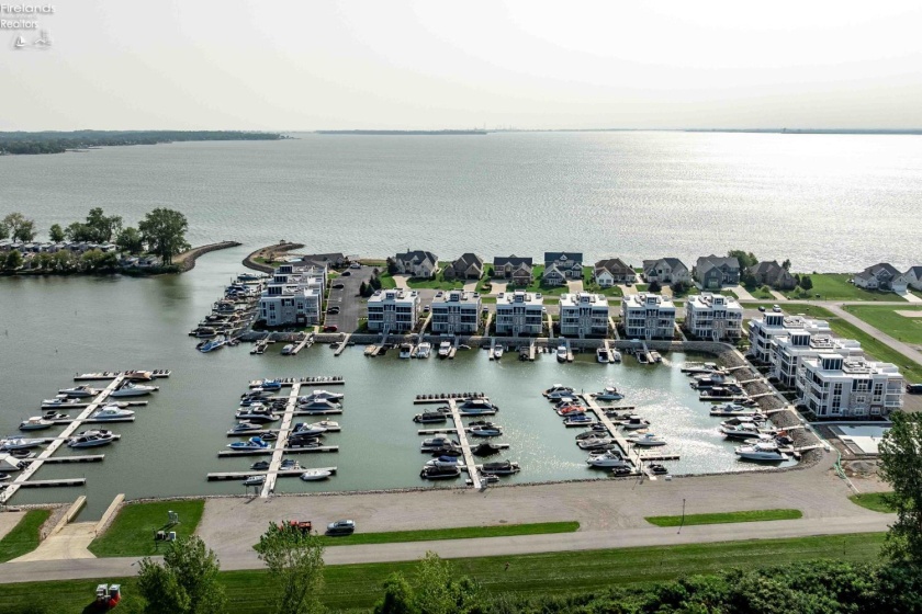 2782 Waterside Court, Marblehead, 43440, 3 Bedrooms Bedrooms, ,4 BathroomsBathrooms,Residential,For Sale,Waterside,20260936