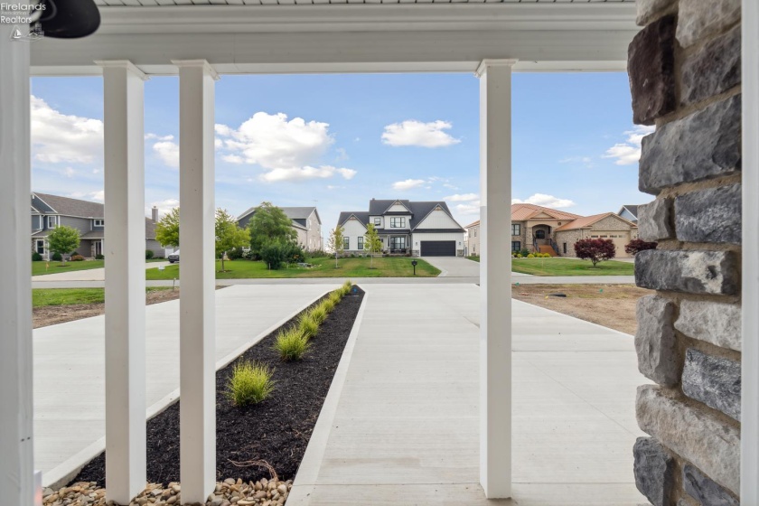 2782 Waterside Court, Marblehead, 43440, 3 Bedrooms Bedrooms, ,4 BathroomsBathrooms,Residential,For Sale,Waterside,20260936