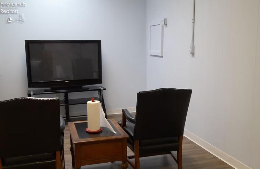 905 State Street, Fremont, 43420, ,Commercial For Lease,For Lease,State,20260923