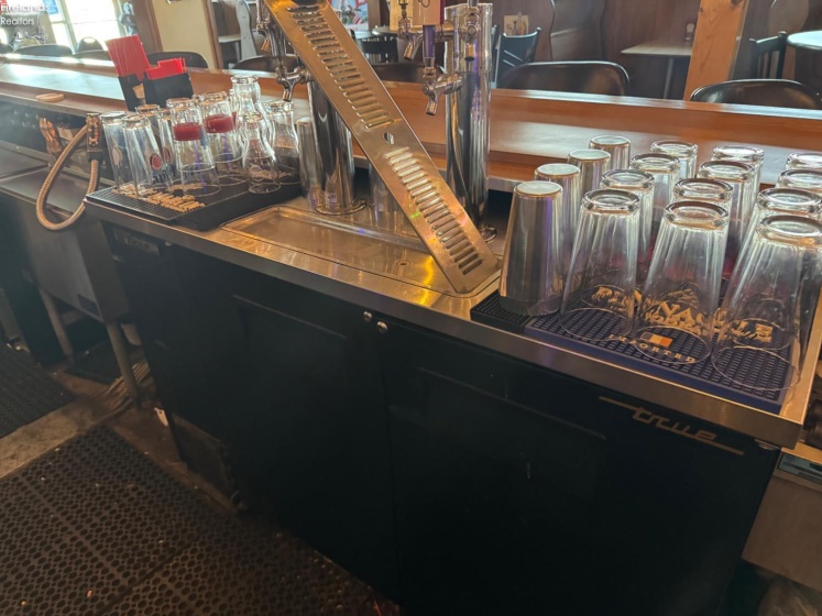 41573 Ridge Road, Elyria, 44035, ,Commercial,For Sale,Ridge,20260910