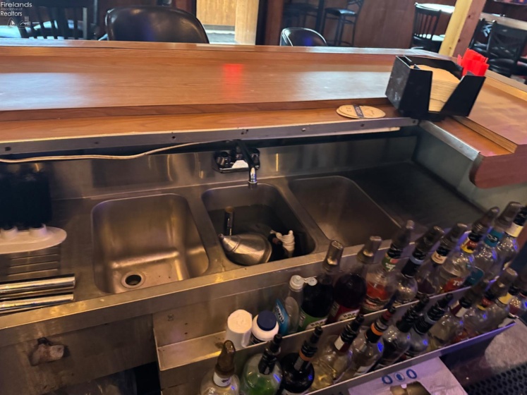 41573 Ridge Road, Elyria, 44035, ,Commercial,For Sale,Ridge,20260910