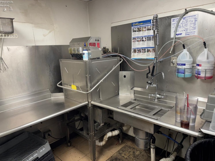 41573 Ridge Road, Elyria, 44035, ,Commercial,For Sale,Ridge,20260910