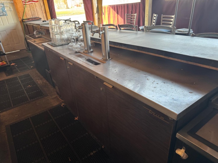 41573 Ridge Road, Elyria, 44035, ,Commercial,For Sale,Ridge,20260910