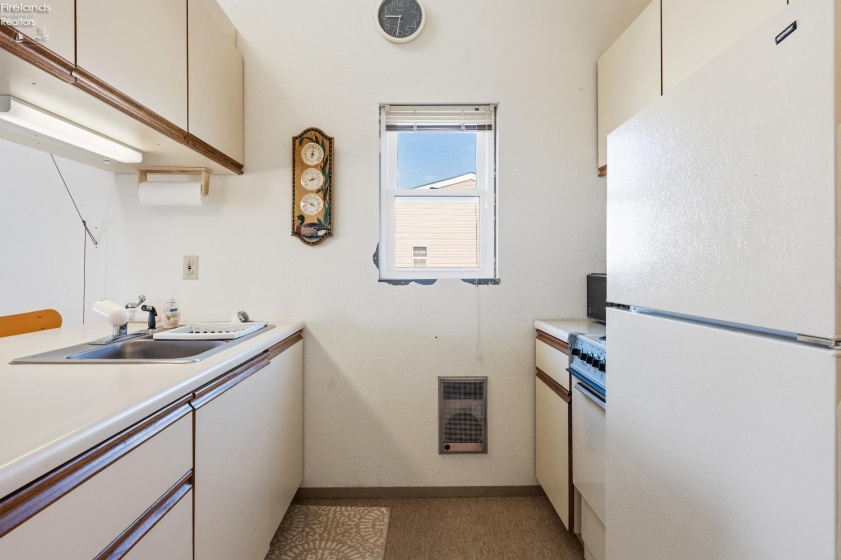 6256 Harris Harbor, Oak Harbor, 43449, 1 Bedroom Bedrooms, ,1 BathroomBathrooms,Residential,For Sale,Harris Harbor,20260941