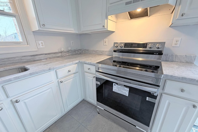 211 Orchard, Kelleys Island, 43438, 2 Bedrooms Bedrooms, ,1 BathroomBathrooms,Residential,For Sale,Orchard,20260947