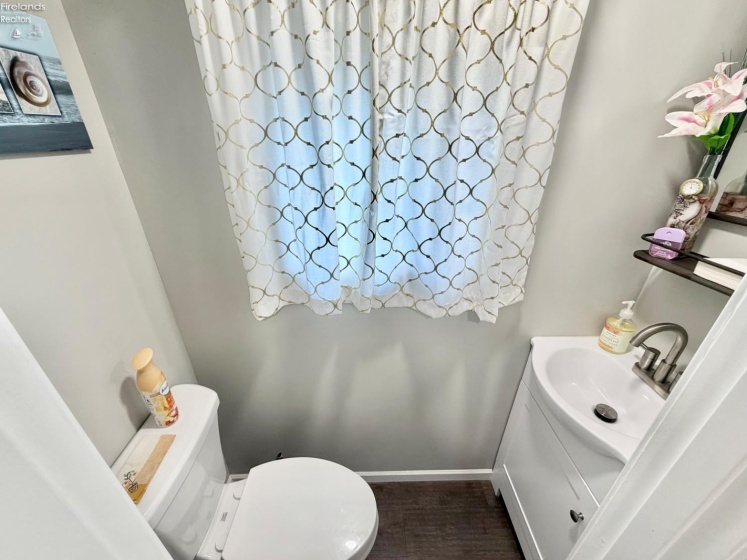 305 Louise Avenue, Bellevue, 44811, 3 Bedrooms Bedrooms, ,2 BathroomsBathrooms,Residential,For Sale,Louise,20260894