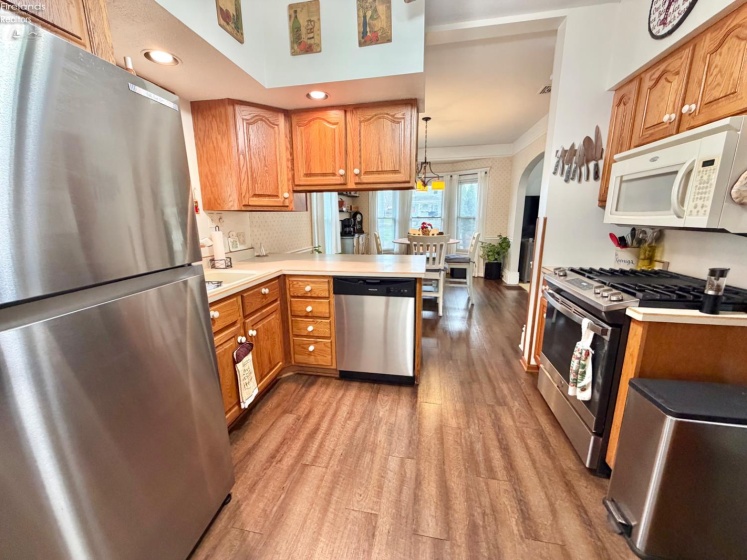 305 Louise Avenue, Bellevue, 44811, 3 Bedrooms Bedrooms, ,2 BathroomsBathrooms,Residential,For Sale,Louise,20260894