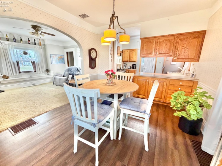 305 Louise Avenue, Bellevue, 44811, 3 Bedrooms Bedrooms, ,2 BathroomsBathrooms,Residential,For Sale,Louise,20260894