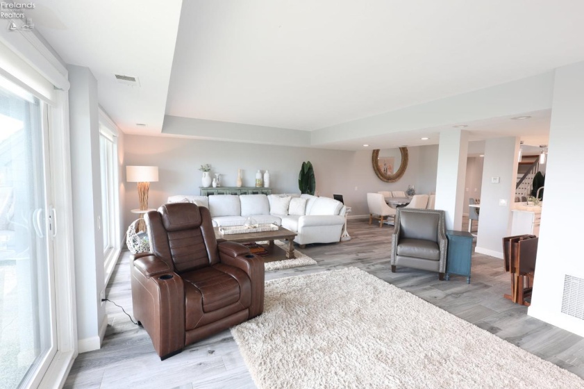 645 Mariner Village, Huron, 44839, 3 Bedrooms Bedrooms, ,3 BathroomsBathrooms,Residential,For Sale,Mariner Village,20260918