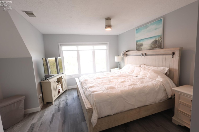 645 Mariner Village, Huron, 44839, 3 Bedrooms Bedrooms, ,3 BathroomsBathrooms,Residential,For Sale,Mariner Village,20260918