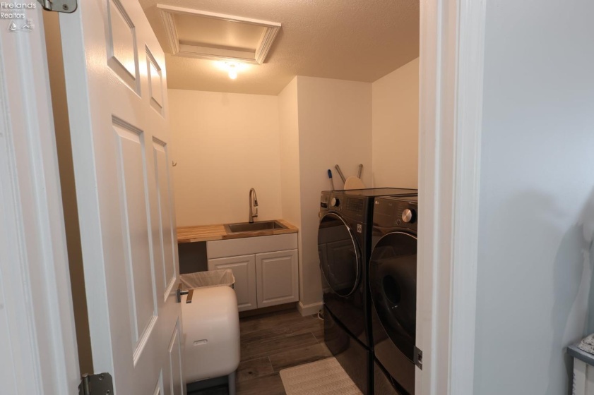 645 Mariner Village, Huron, 44839, 3 Bedrooms Bedrooms, ,3 BathroomsBathrooms,Residential,For Sale,Mariner Village,20260918